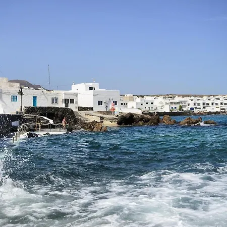 Seaside Piscina Natural Salinas
