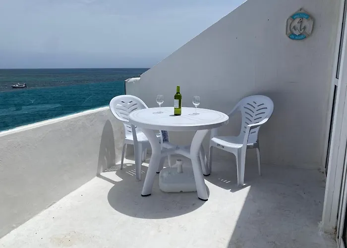 Апартаменты Seaside Piscina Natural Salinas